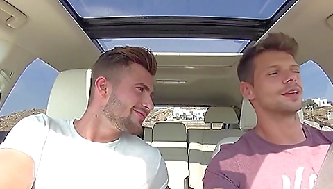 Masked girl's wett instinctsy