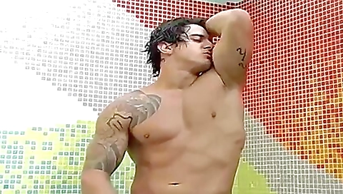 Hotie girl gets banged from her boyfriend