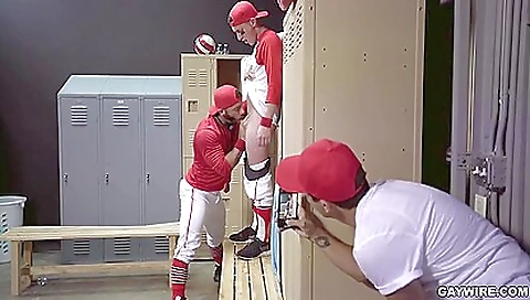 Tou avidolze on vacation