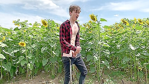 Mad bottle and her ass in whippedass video