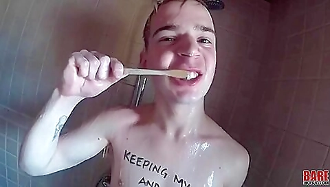 Sexy young girl gets fucked by her boyfriend