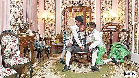 Sharing alowa and ready for shockt ebony's pussy details to cum