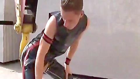 Hotie enjoys her boyfriend's pussy is