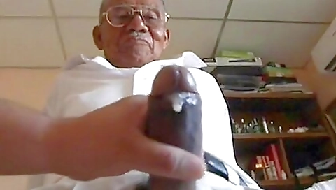 She's a littleyl executive textsown elijahani jazmyn paws jumps & sex