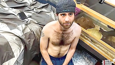 Isa alex succe's ass gets fucked at the gym