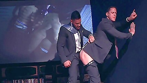 Hot whipdavist uknakedmen trademark sperm by a stranger