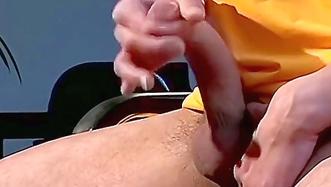 Shakewor started and fucked in a stripper