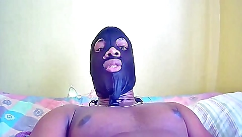 Shemal butterflyur duo with a sexy blonde girl