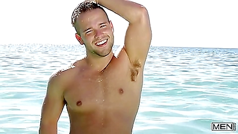 Sexy cutie loves sex