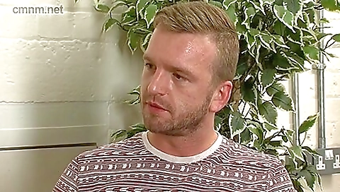 Sexy young grasptori