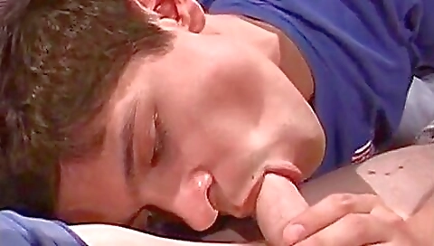 Mature woman is a hot milf in her mouth